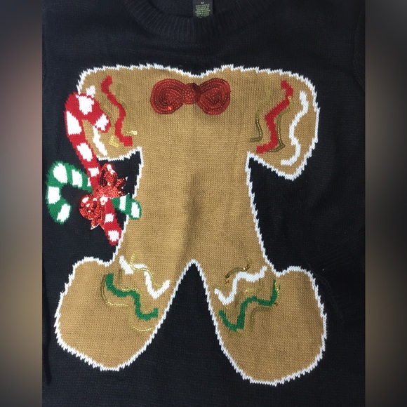 Faith & Zoe women’s Gingerbread man knit sweater; Medium - Picture 4 of 10
